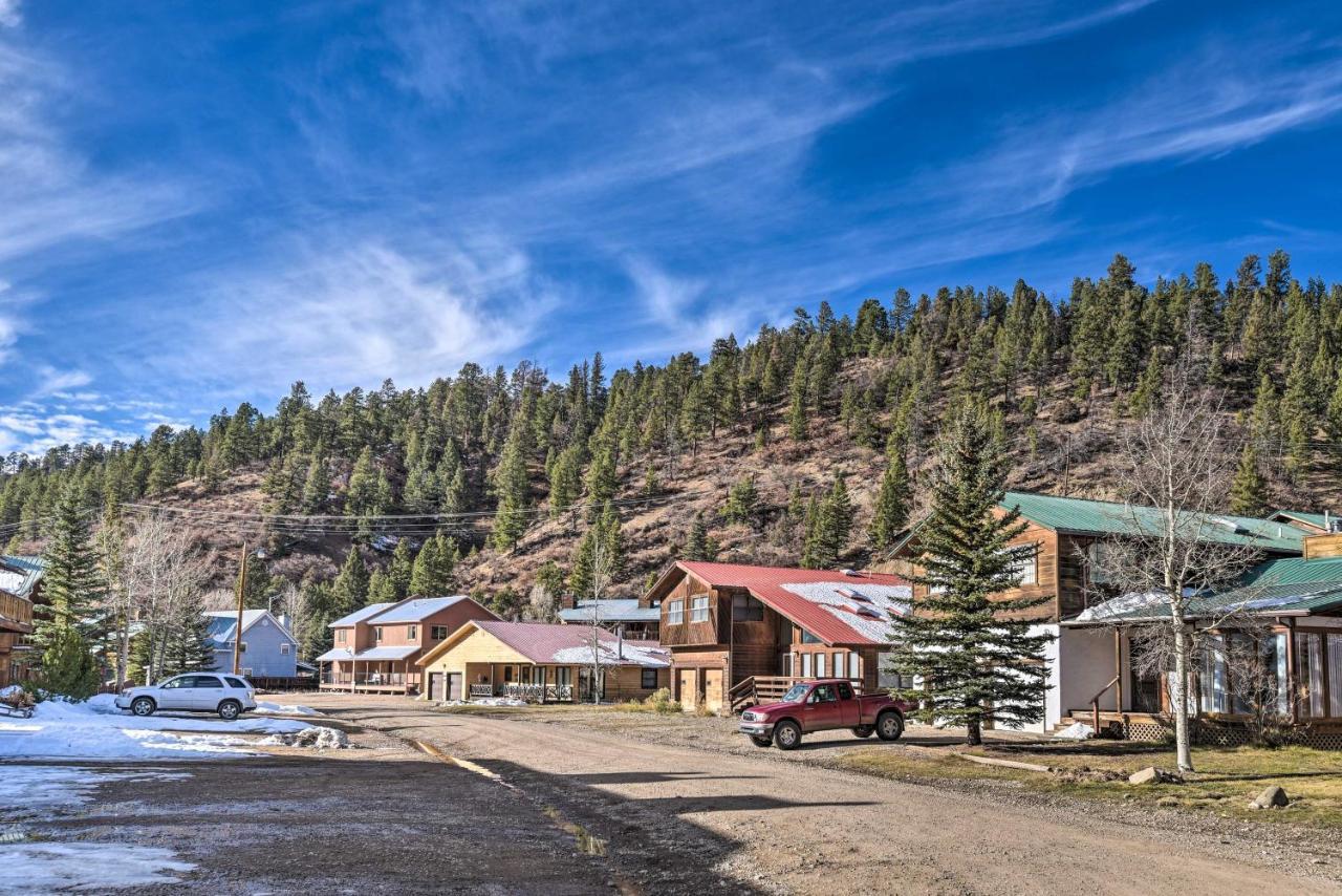 Downtown Red River Retreat With Mtn Views And Yard Exterior foto